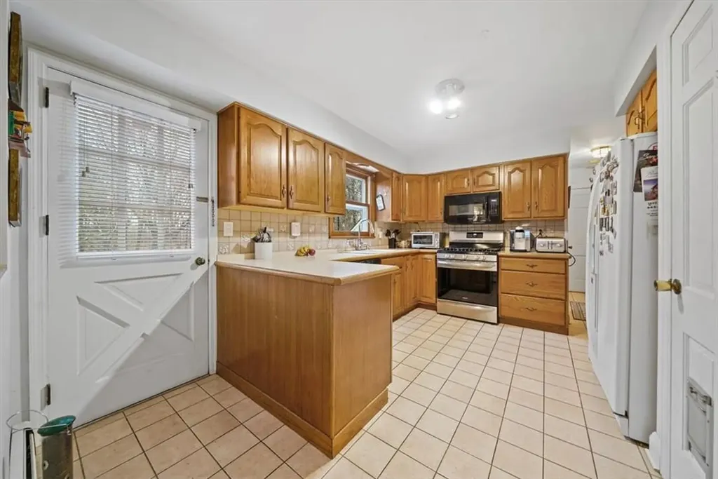 23 East Lane Spring Valley NY 10977