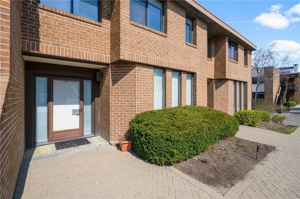 13 Waters Edge Rye NY 10580