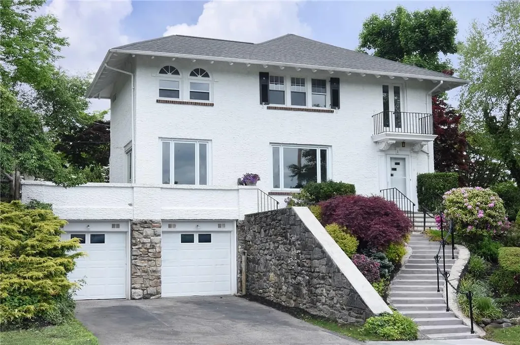 11 Saranac Street Dobbs Ferry NY 10522