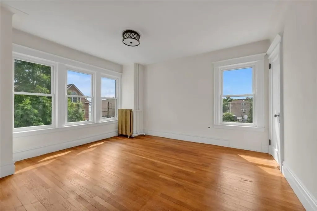 835 Dean Avenue Bronx NY 10465