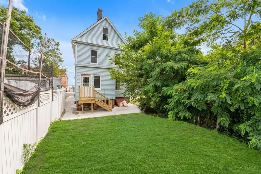 835 Dean Avenue Bronx NY 10465