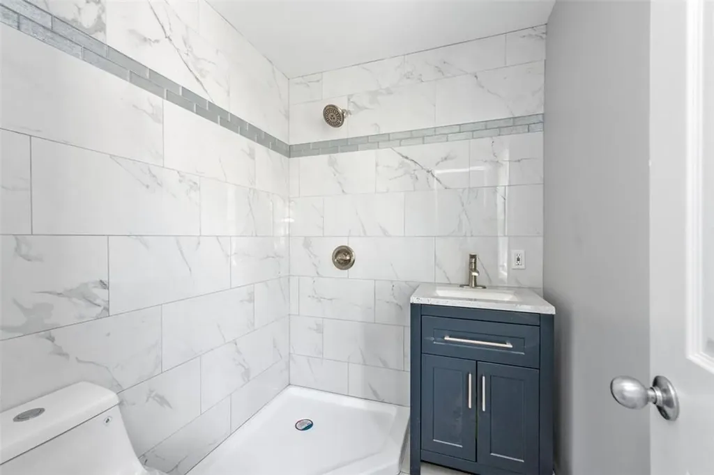 835 Dean Avenue Bronx NY 10465