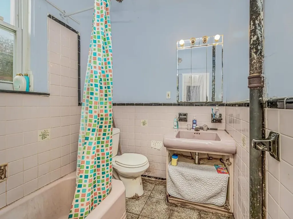 1590 Hone Avenue Bronx NY 10461