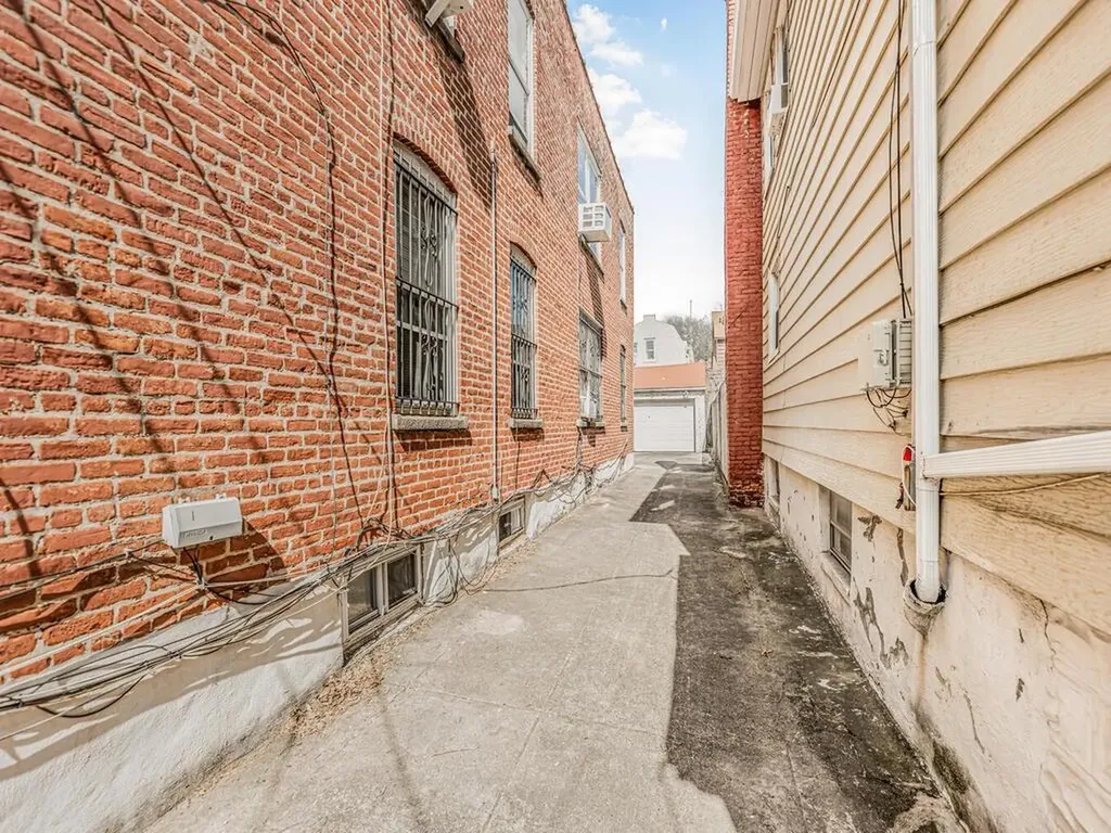 1590 Hone Avenue Bronx NY 10461