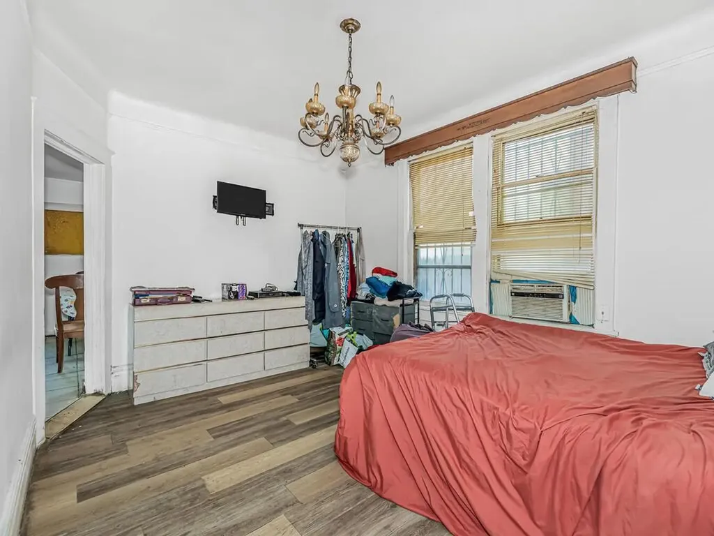 1590 Hone Avenue Bronx NY 10461