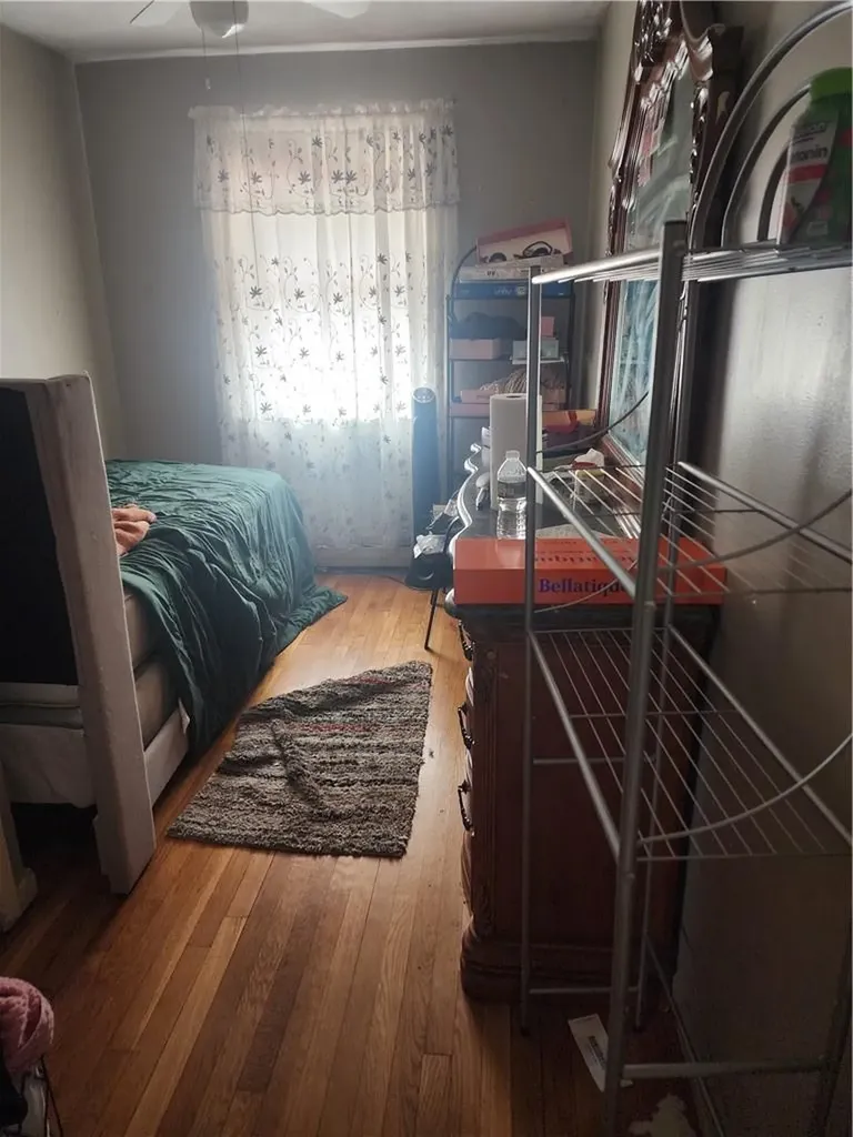 4040 Pratt Avenue Bronx NY 10466