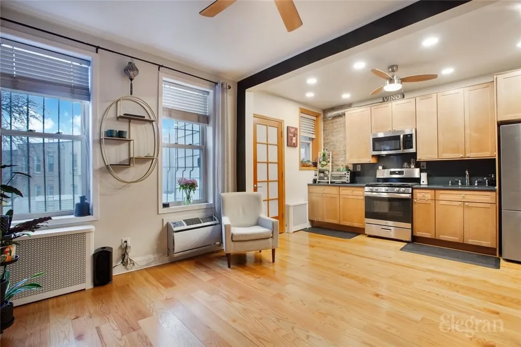 21-17 Rene Court Ridgewood NY 11385