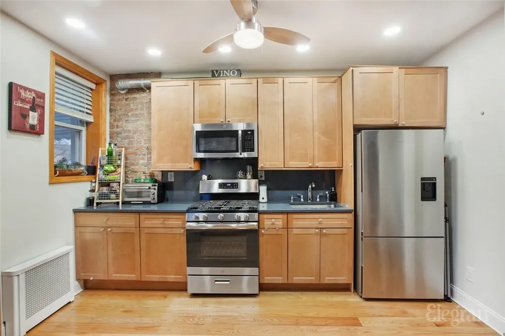 21-17 Rene Court Ridgewood NY 11385