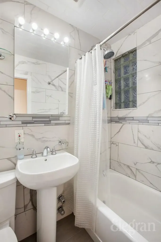 21-17 Rene Court Ridgewood NY 11385