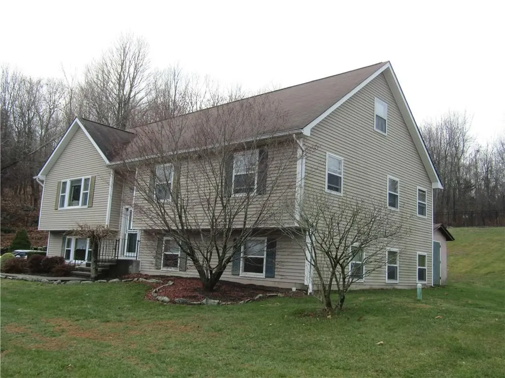 197 W Mombasha Road Monroe NY 10950