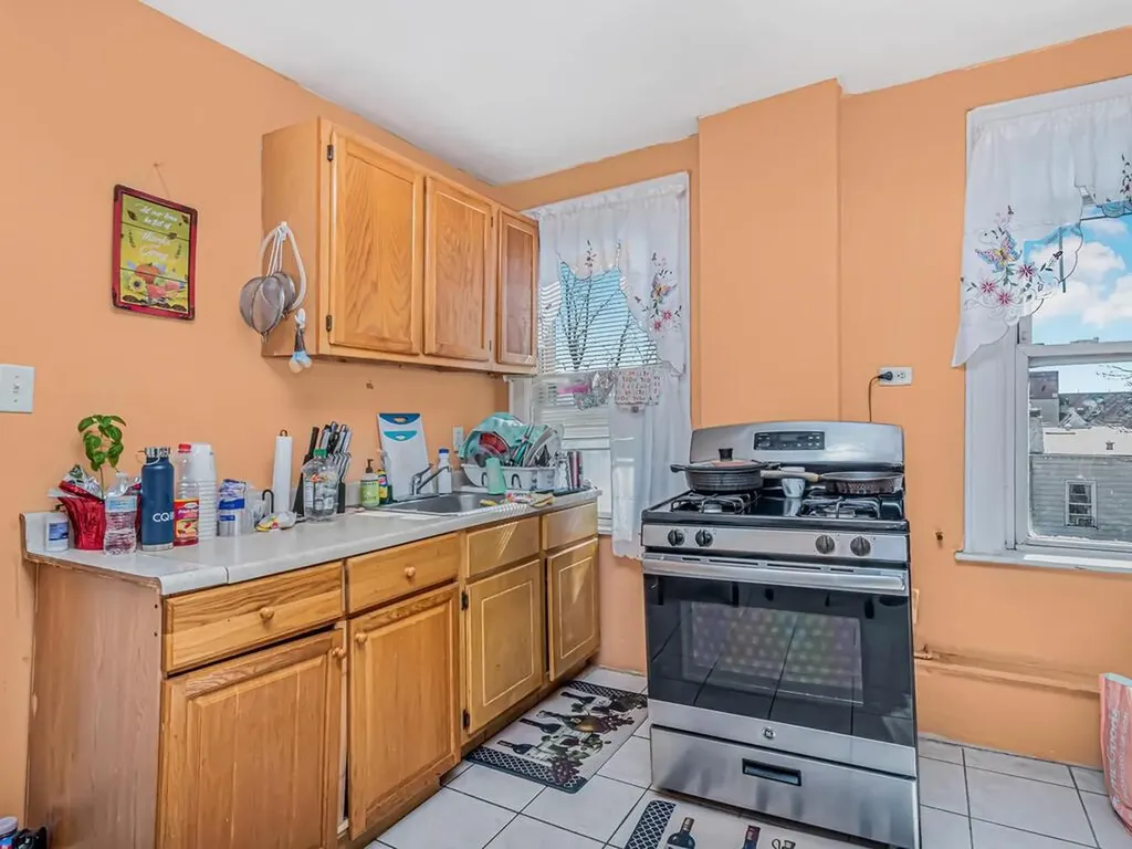 3270 Hull Avenue Bronx NY 10467