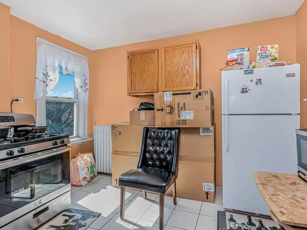 3270 Hull Avenue Bronx NY 10467