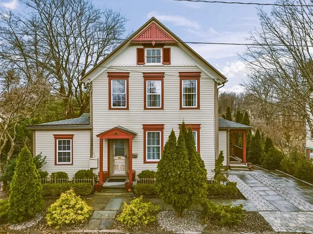 36 South Street Rhinebeck NY 12572