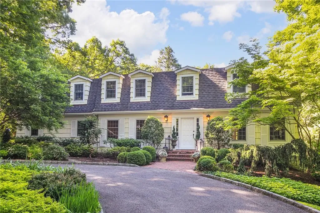 74 Old Lyme Road Chappaqua NY 10514