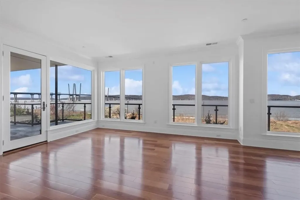 16 Rivers Edge Drive Tarrytown NY 10591