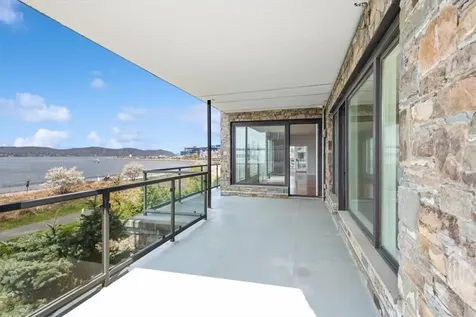 16 Rivers Edge Drive Tarrytown NY 10591