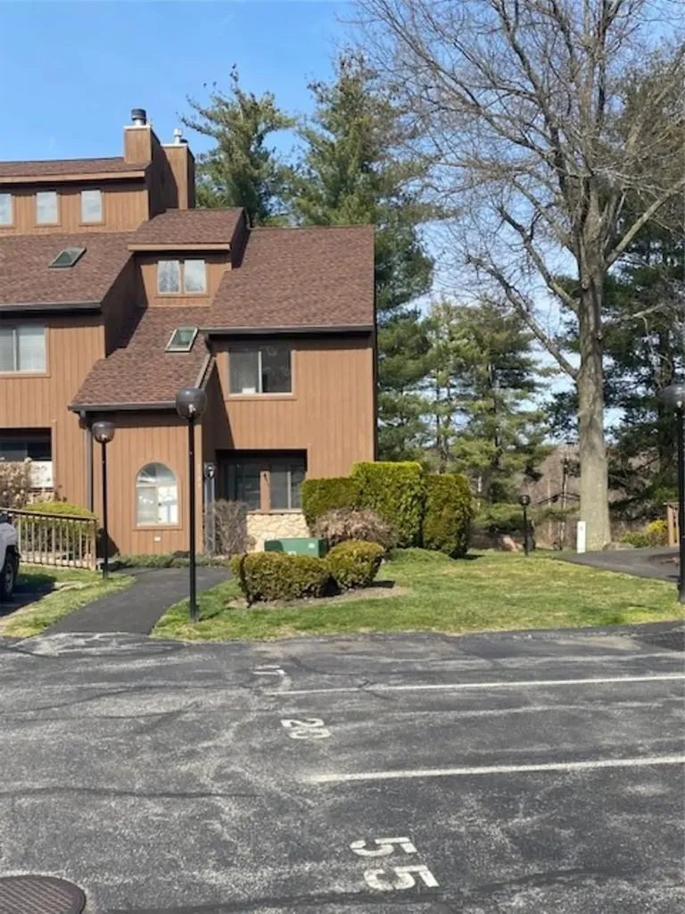 1101 Scenic Lane Poughkeepsie NY 12603
