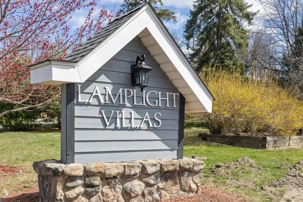 19 Lamplight Street Beacon NY 12508