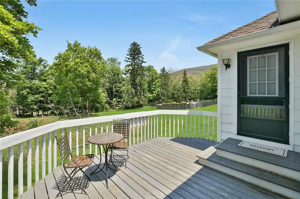 23 Maple Road Cornwall On Hudson NY 12520