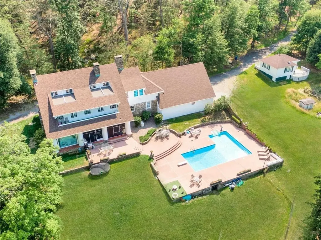 23 Maple Road Cornwall On Hudson NY 12520