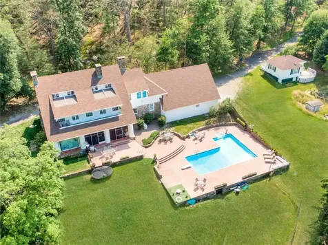 23 Maple Road Cornwall On Hudson NY 12520