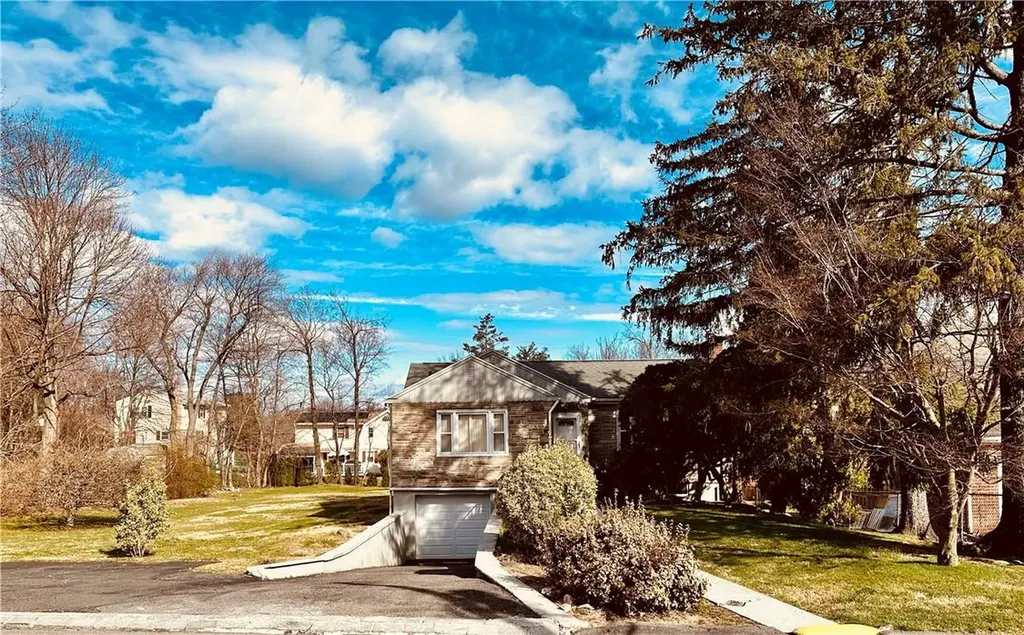 212 Prospect Avenue White Plains NY 10607