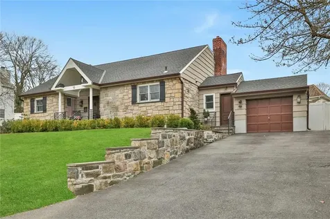 10 Howard Avenue Valhalla NY 10595