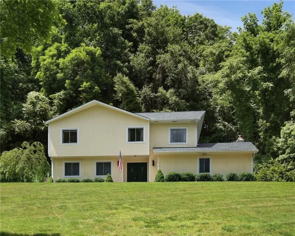 55 Hatfield Road Mahopac NY 10541