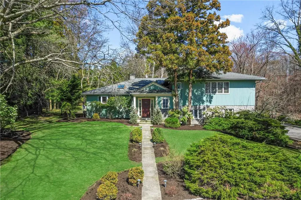 65 Barlow Lane Rye NY 10580