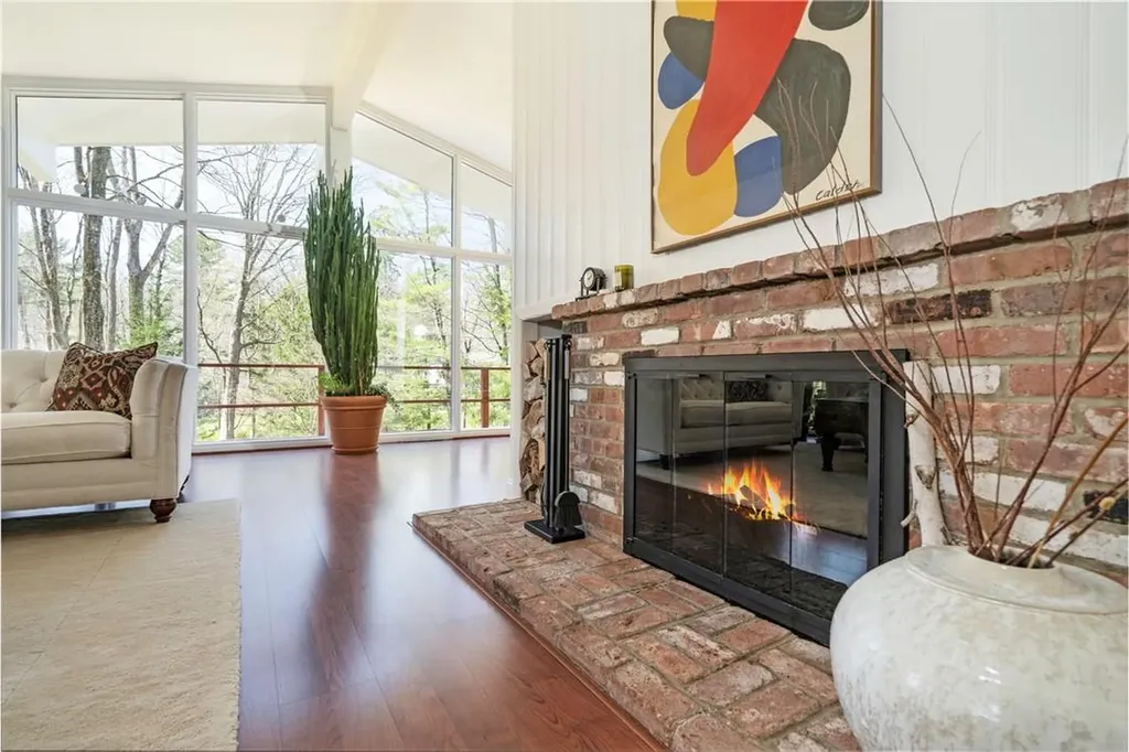 2 Whippoorwill Crossing Armonk NY 10504