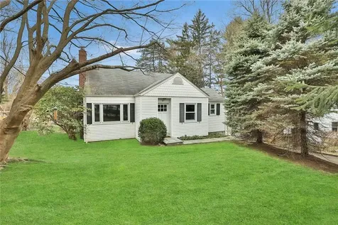 67 Edwin Street Thornwood NY 10594