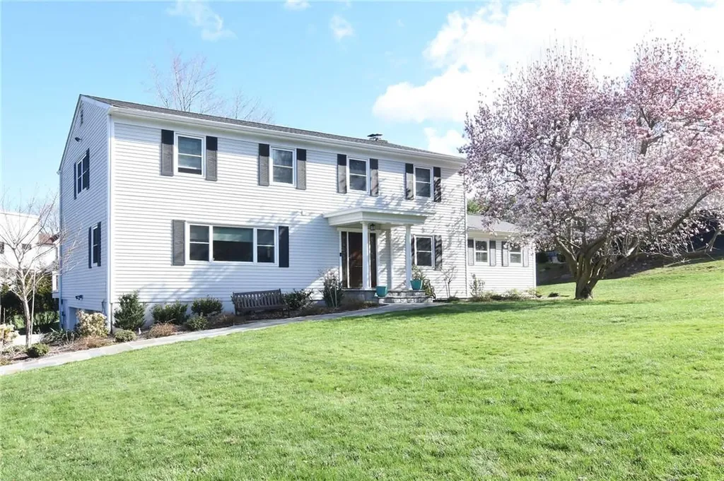 9 Beechwood Road Irvington NY 10533