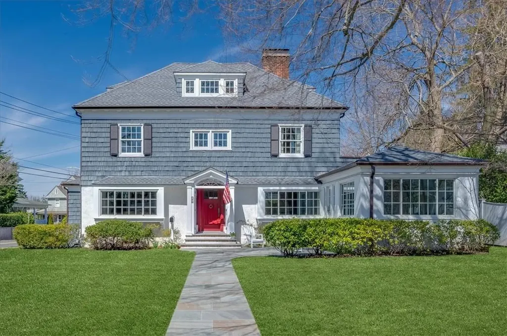 74 Willow Avenue Larchmont NY 10538