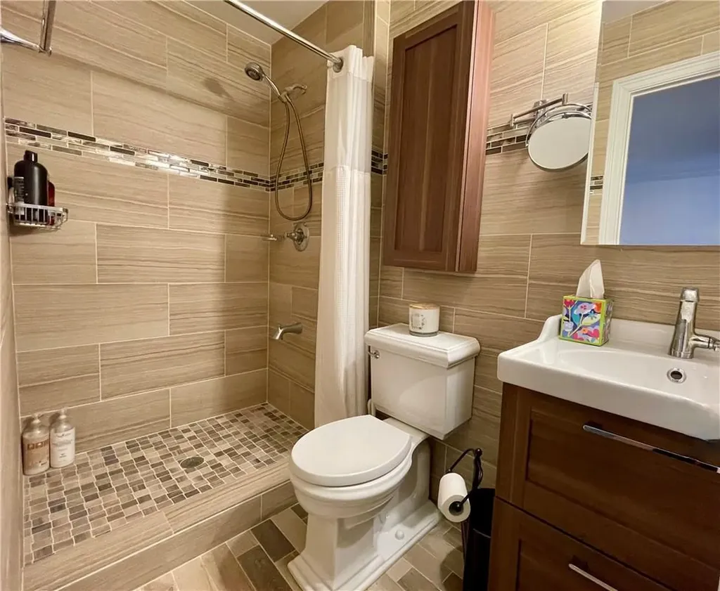 199 Ivy Hill Crescent Rye Brook NY 10573