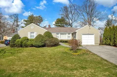 24 Ria Drive White Plains NY 10605