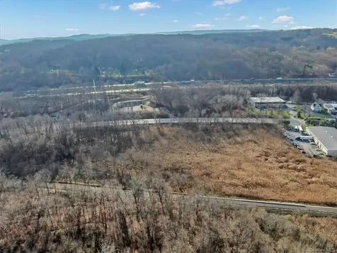 3918 Danbury Road Brewster NY 10509