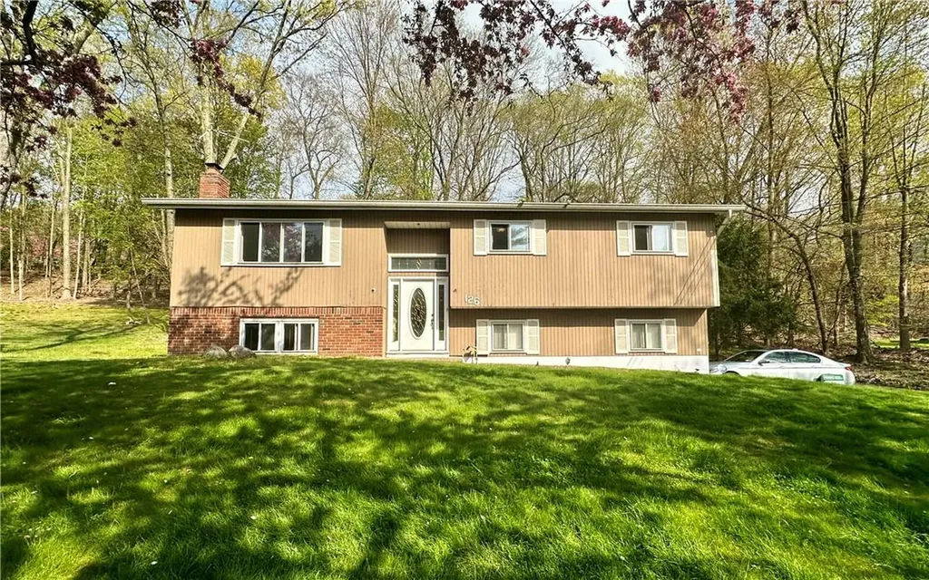 126 Hempstead Road Spring Valley NY 10977