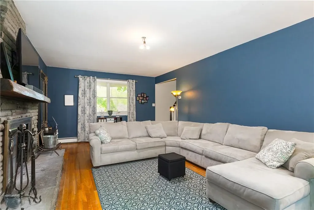 148 Palmer Circle Poughquag NY 12570