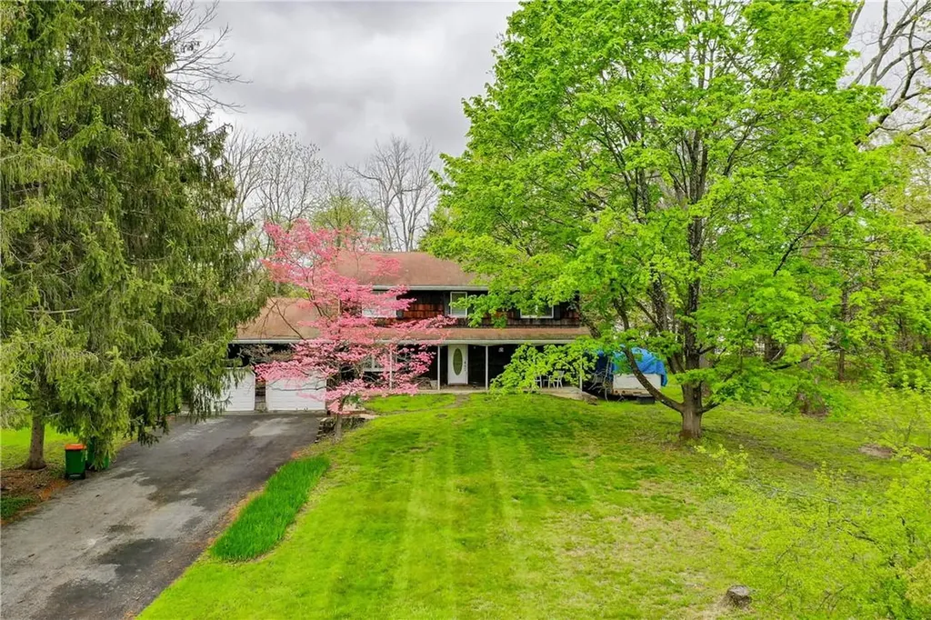 148 Palmer Circle Poughquag NY 12570