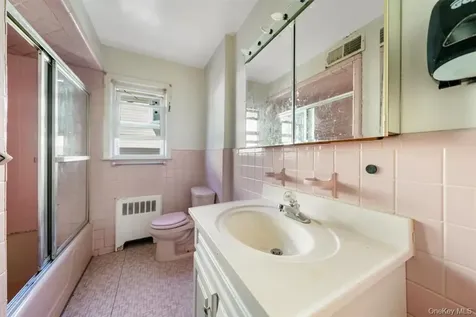 150 Park Hill Avenue Yonkers NY 10701