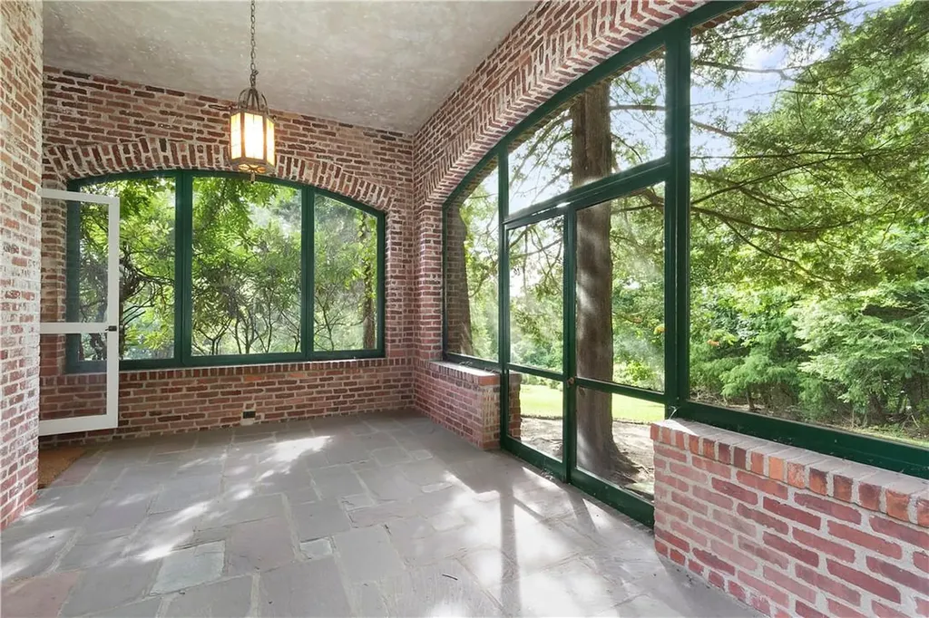 4 Whippoorwill Road Armonk NY 10504