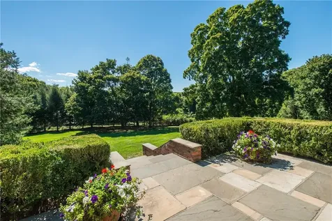 4 Whippoorwill Road Armonk NY 10504