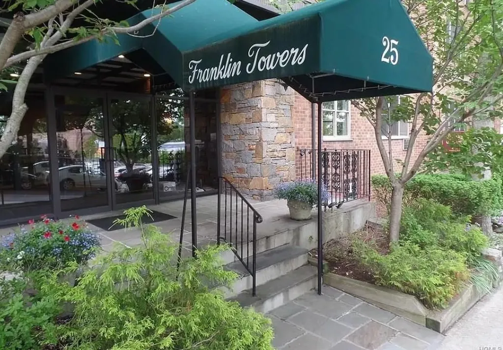 25 Franklin Avenue White Plains NY 10601