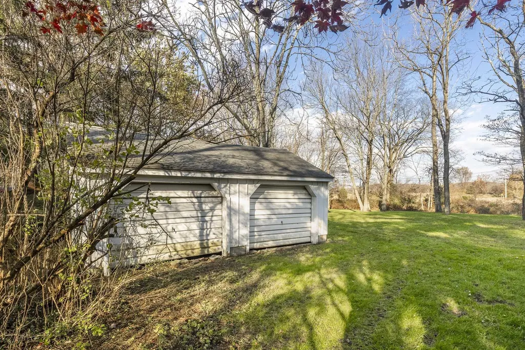 345-347 Lauer Road Poughkeepsie NY 12603