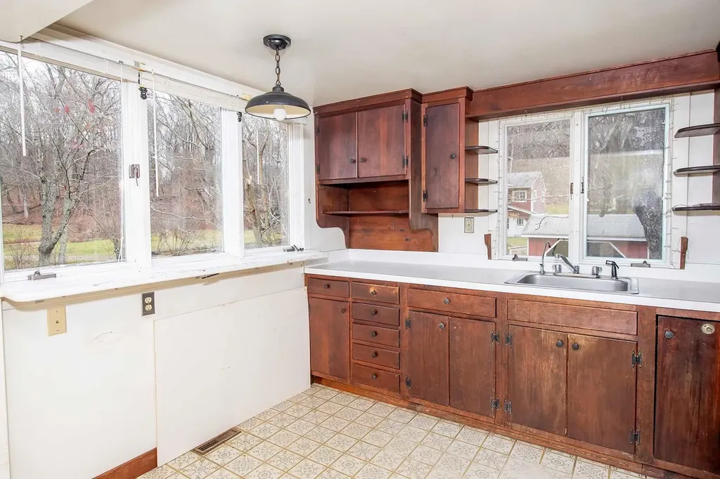 345-347 Lauer Road Poughkeepsie NY 12603