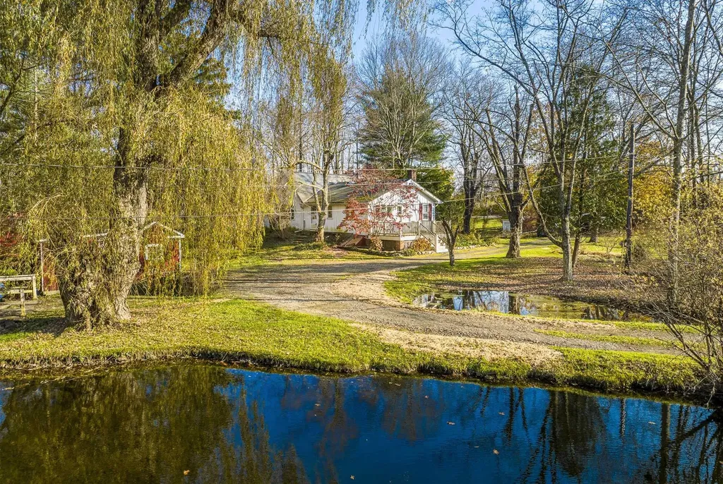 345-347 Lauer Road Poughkeepsie NY 12603
