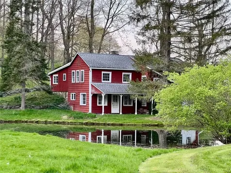 345-347 Lauer Road Poughkeepsie NY 12603