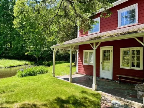 345-347 Lauer Road Poughkeepsie NY 12603