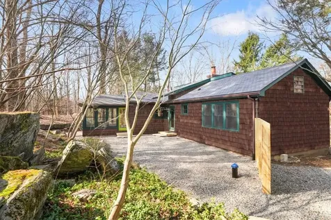 1835 Spring Valley Road Ossining NY 10562