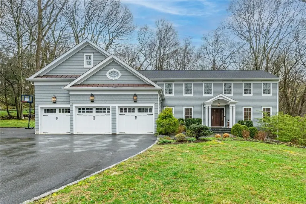 95 Valley Lane Chappaqua NY 10514